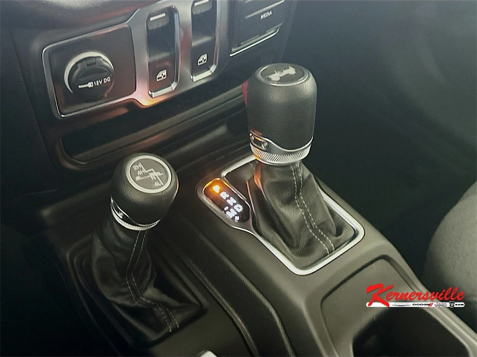 2026 Jeep JL Wrangler - Image 12 of 21