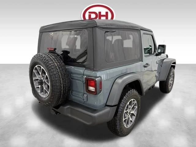 2026 Jeep JL Wrangler - Image 12 of 24