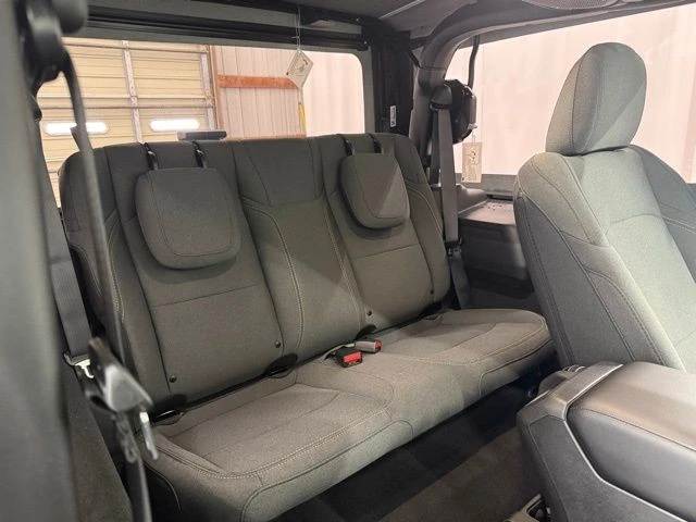 2026 Jeep JL Wrangler - Image 19 of 24