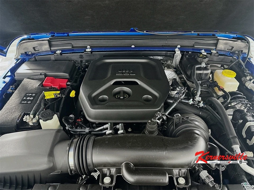 2026 Jeep JL Wrangler - Image 17 of 20