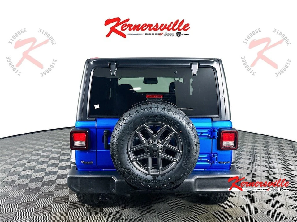 2026 Jeep JL Wrangler - Image 6 of 12