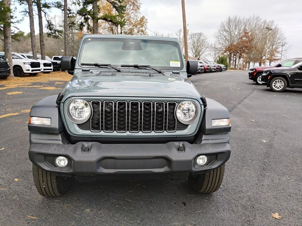 2026 Jeep JL Wrangler - Image 2 of 12