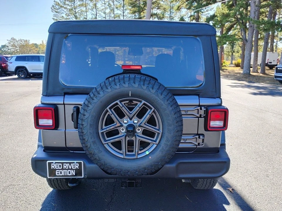 2026 Jeep JL Wrangler - Image 6 of 12