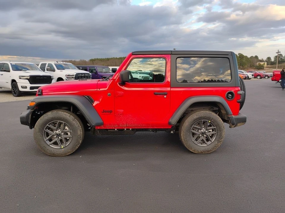 2026 Jeep JL Wrangler - Image 8 of 12