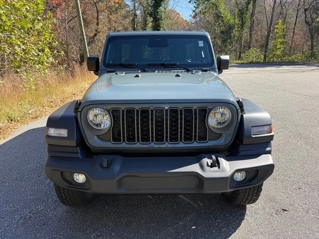 2026 Jeep JL Wrangler - Image 4 of 21