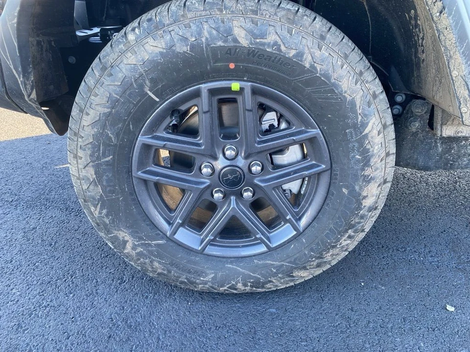 2026 Jeep JL Wrangler - Image 9 of 12