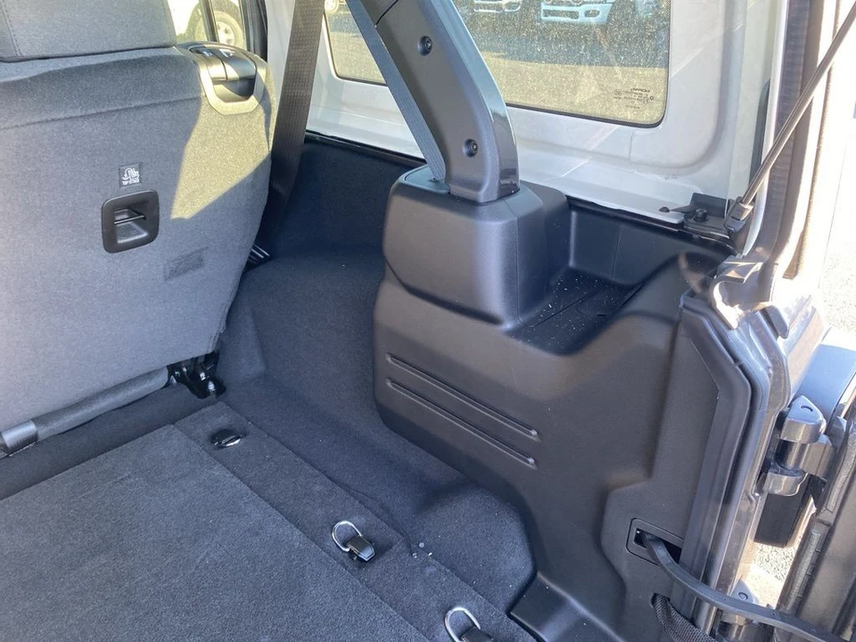 2026 Jeep JL Wrangler - Image 12 of 12