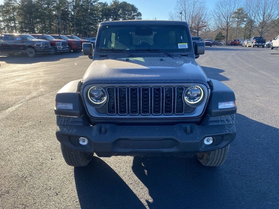 2026 Jeep JL Wrangler - Image 2 of 12