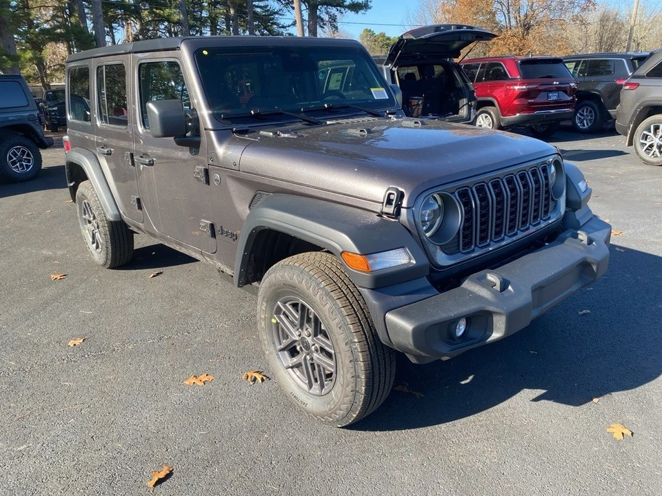 2026 Jeep JL Wrangler - Image 3 of 12