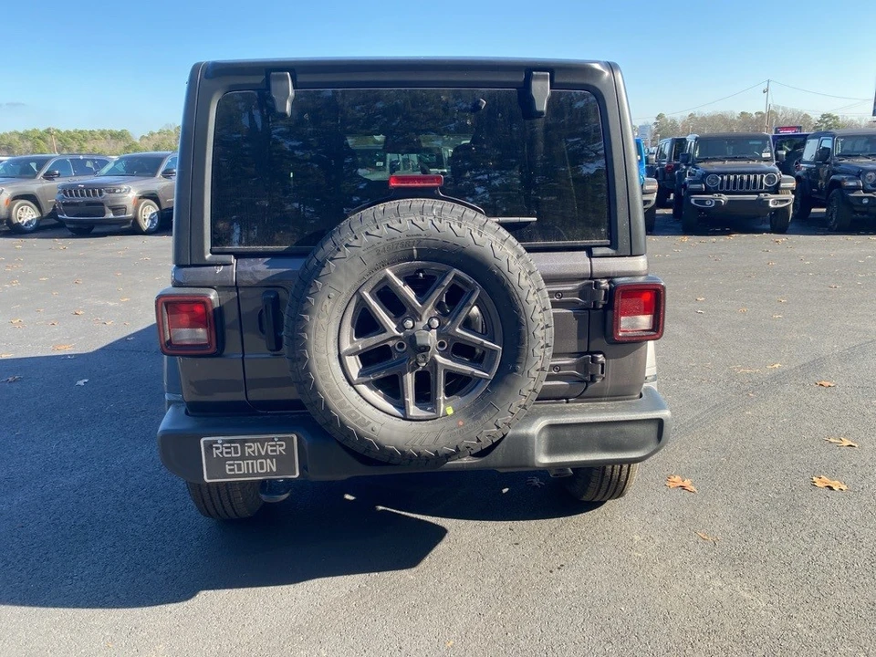 2026 Jeep JL Wrangler - Image 6 of 12