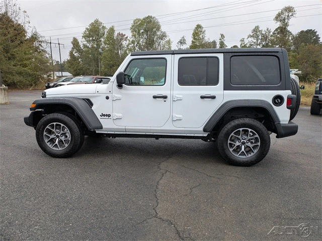 2026 Jeep JL Wrangler - Image 7 of 12