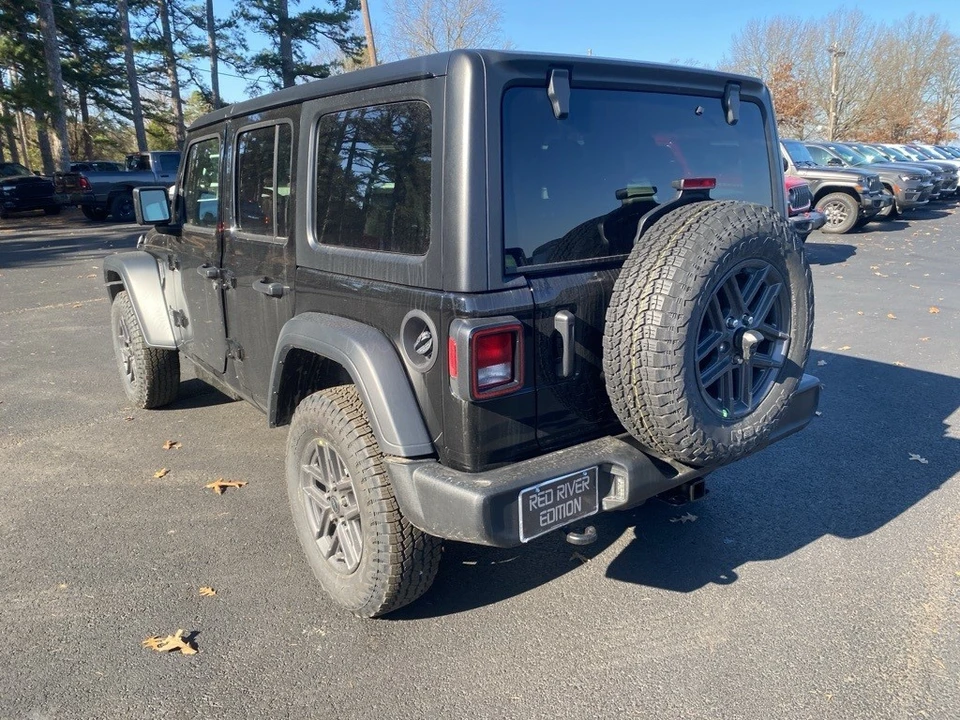 2026 Jeep JL Wrangler - Image 7 of 12