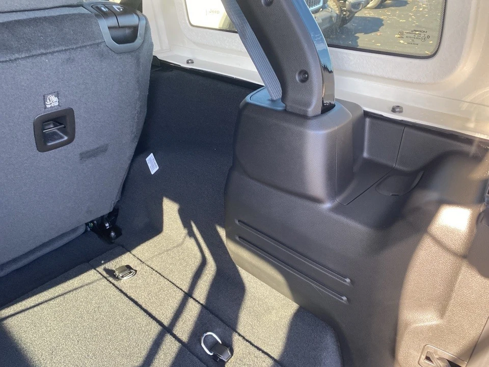 2026 Jeep JL Wrangler - Image 12 of 12