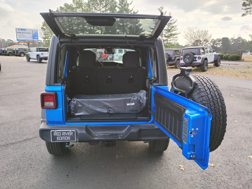 2026 Jeep JL Wrangler - Image 12 of 12
