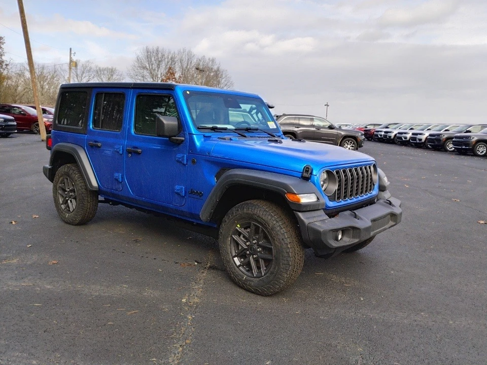 2026 Jeep JL Wrangler - Image 3 of 12