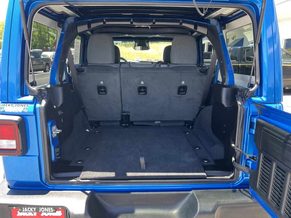 2026 Jeep JL Wrangler - Image 8 of 24