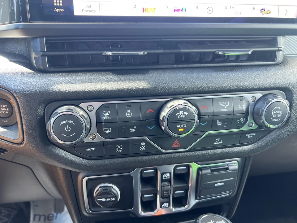 2026 Jeep JL Wrangler - Image 18 of 24
