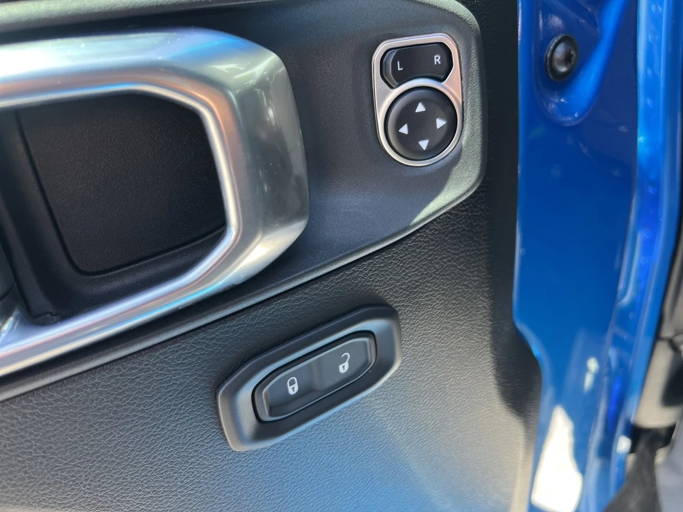 2026 Jeep JL Wrangler - Image 13 of 24