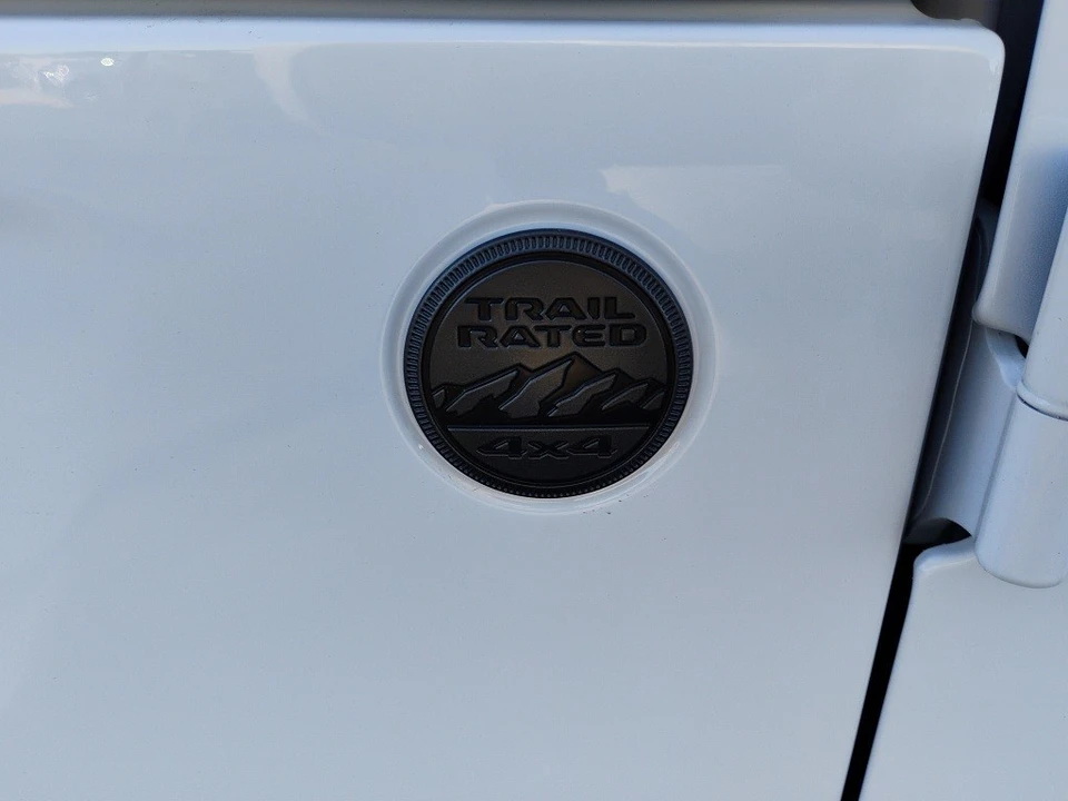 2026 Jeep JL Wrangler - Image 11 of 12