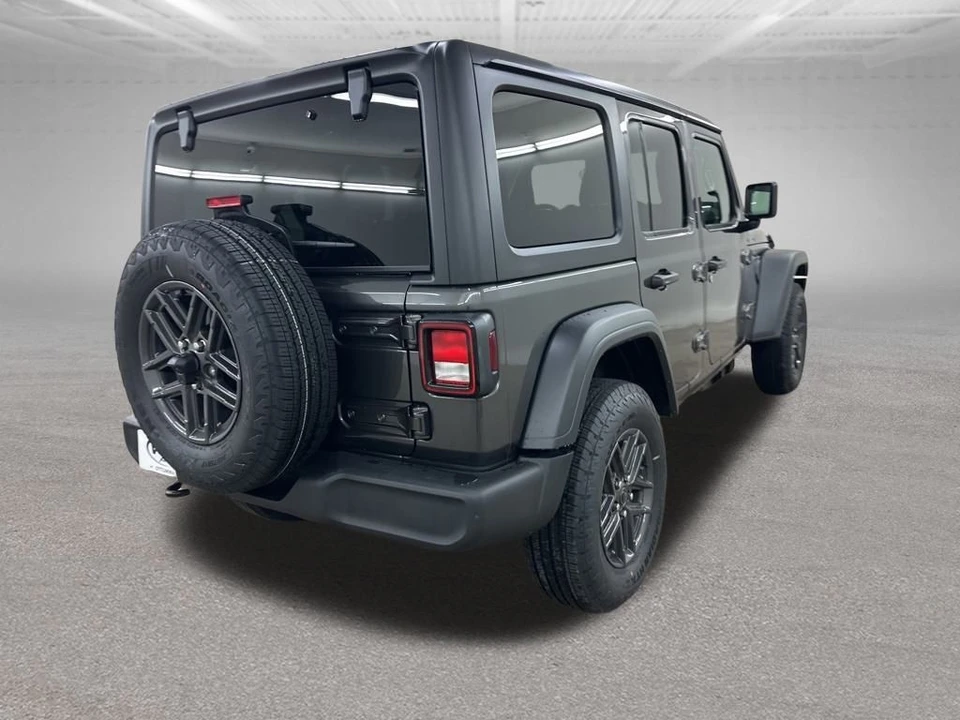 2026 Jeep JL Wrangler - Image 11 of 12