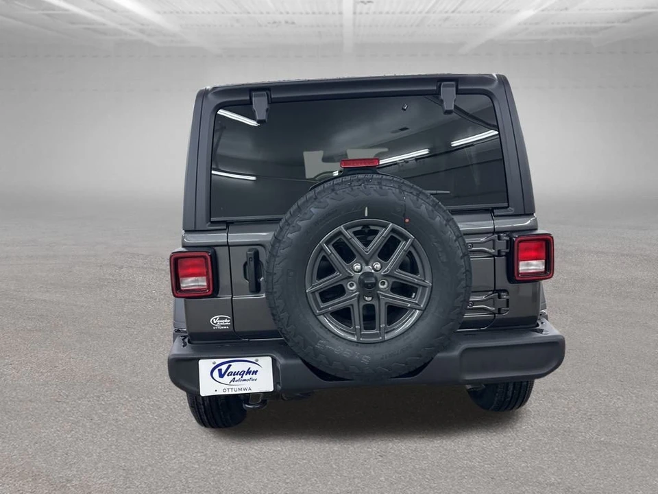 2026 Jeep JL Wrangler - Image 9 of 12