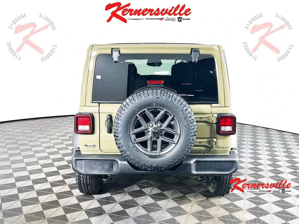 2026 Jeep JL Wrangler - Image 6 of 21