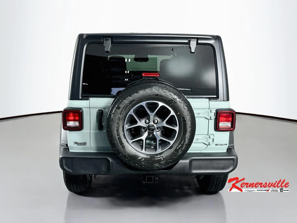 2026 Jeep JL Wrangler - Image 6 of 21