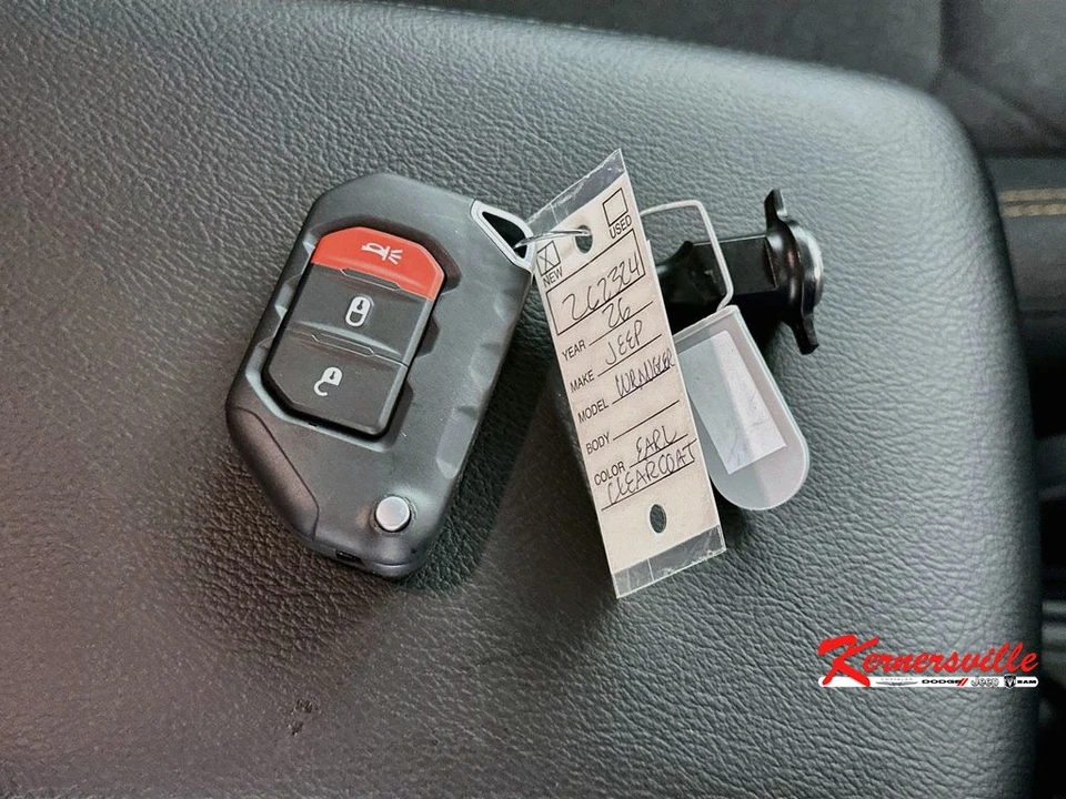 2026 Jeep JL Wrangler - Image 19 of 21