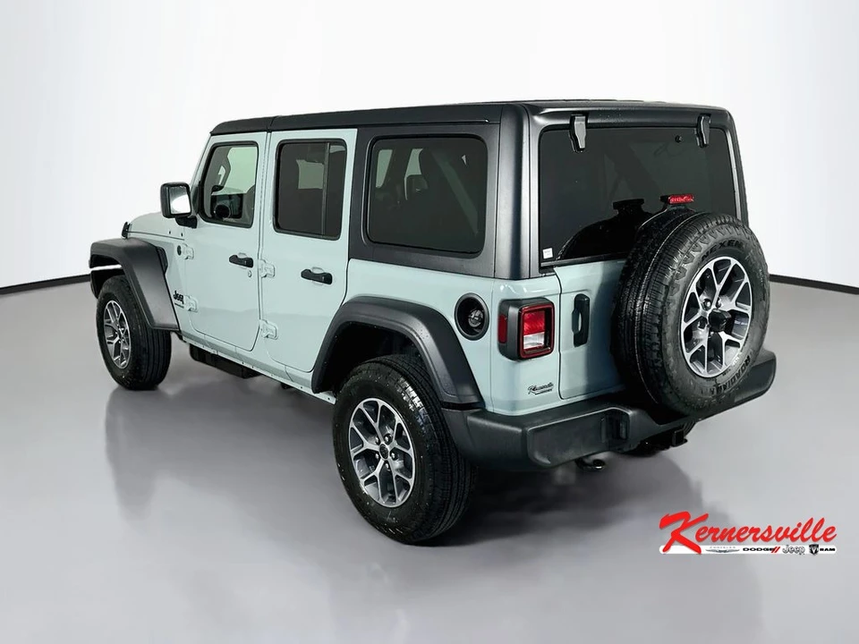 2026 Jeep JL Wrangler - Image 5 of 21