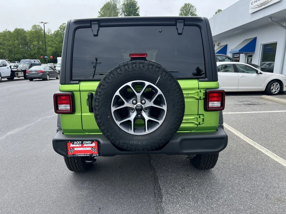 2026 Jeep JL Wrangler - Image 2 of 24