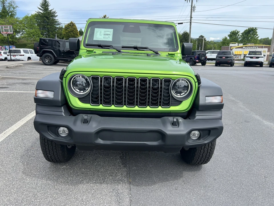 2026 Jeep JL Wrangler - Image 7 of 24