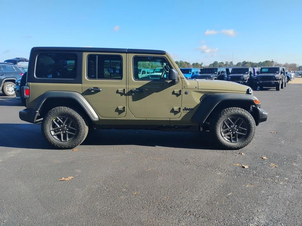 2026 Jeep JL Wrangler - Image 4 of 12