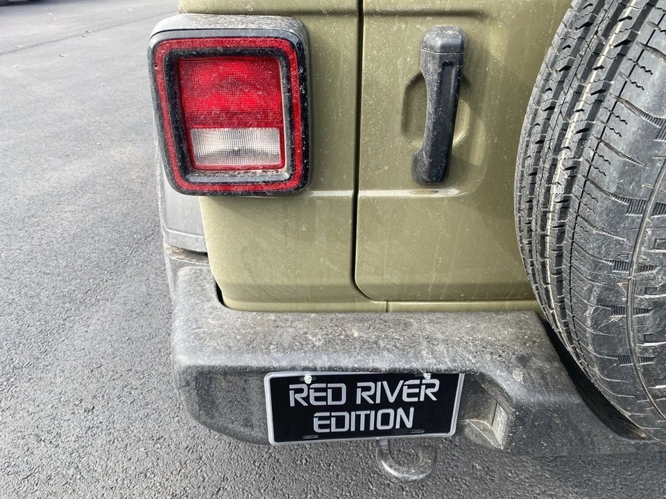 2026 Jeep JL Wrangler - Image 11 of 12