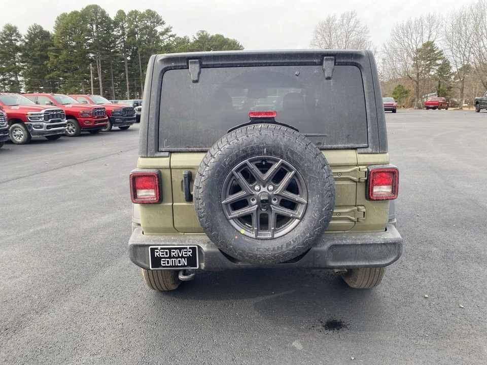 2026 Jeep JL Wrangler - Image 6 of 12