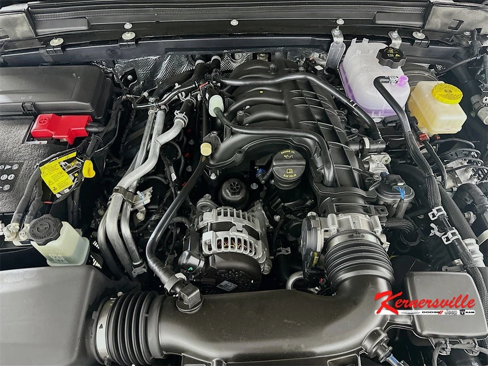 2026 Jeep JL Wrangler - Image 18 of 21