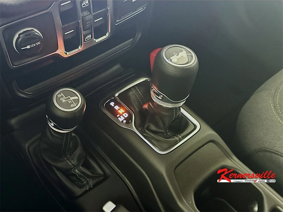 2026 Jeep JL Wrangler - Image 12 of 21