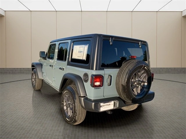 2026 Jeep JL Wrangler - Image 3 of 12