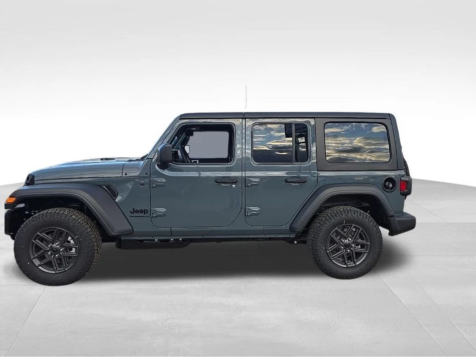 2026 Jeep JL Wrangler - Image 3 of 13