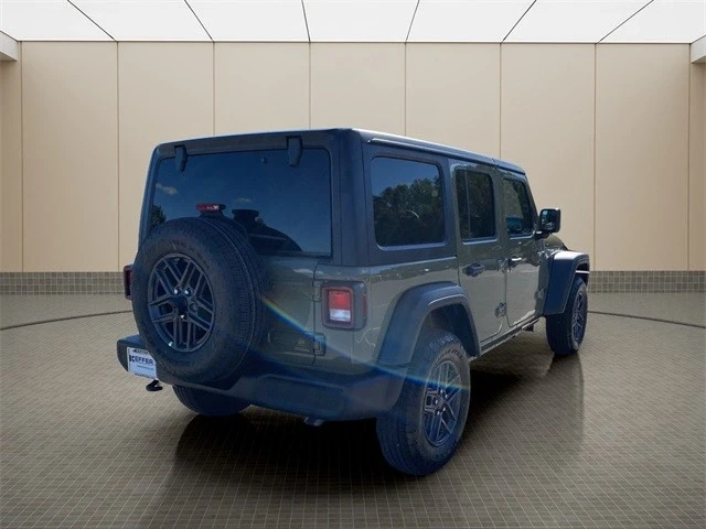 2026 Jeep JL Wrangler - Image 5 of 12