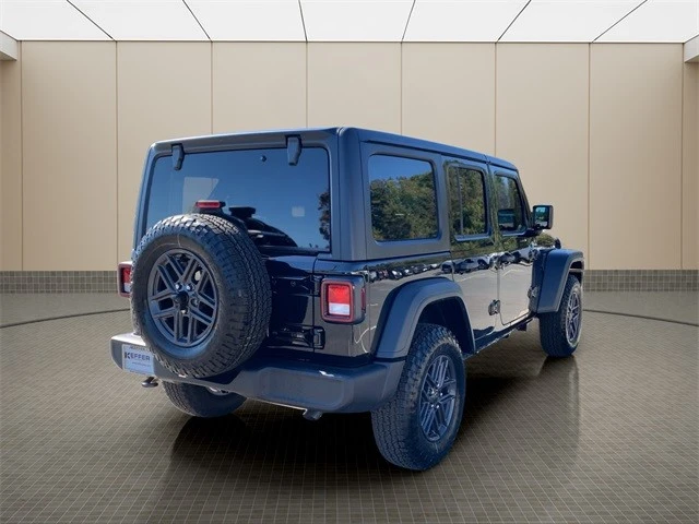 2026 Jeep JL Wrangler - Image 5 of 12