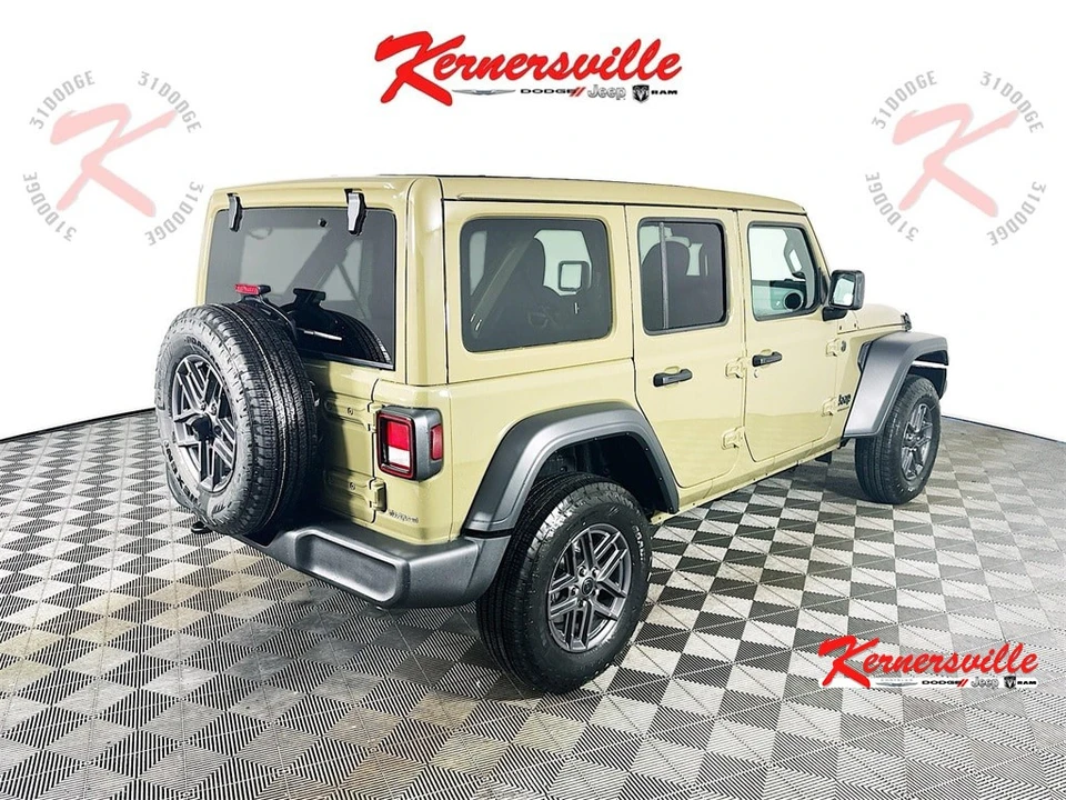 2026 Jeep JL Wrangler - Image 7 of 21
