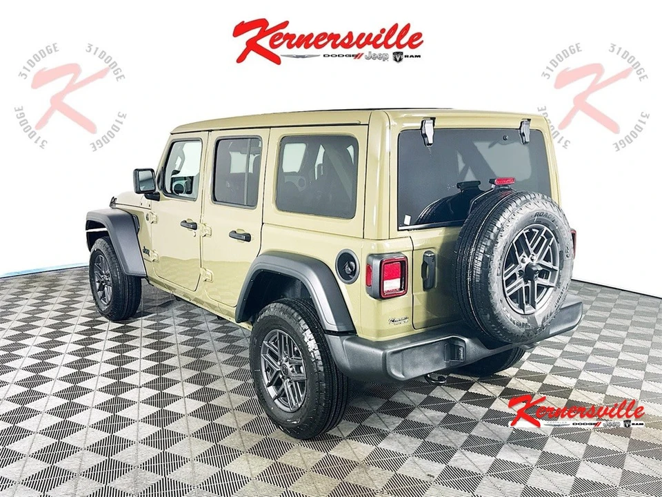 2026 Jeep JL Wrangler - Image 5 of 21