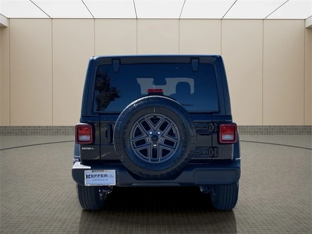 2026 Jeep JL Wrangler - Image 4 of 12