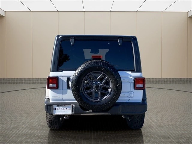 2026 Jeep JL Wrangler - Image 4 of 12
