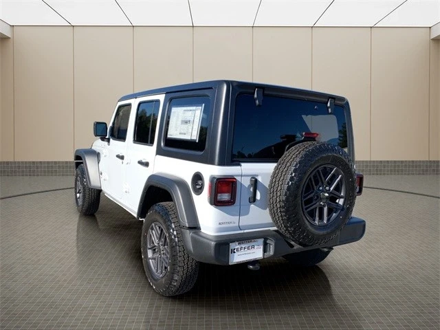 2026 Jeep JL Wrangler - Image 3 of 12