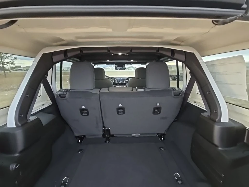 2026 Jeep JL Wrangler - Image 10 of 17