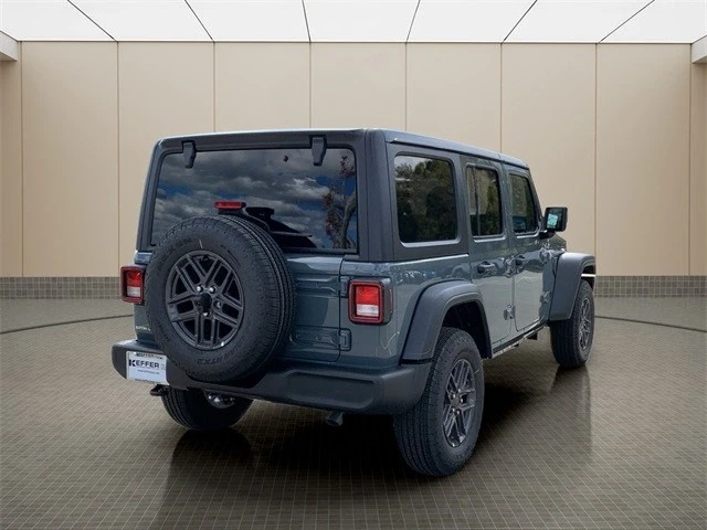 2026 Jeep JL Wrangler - Image 5 of 12