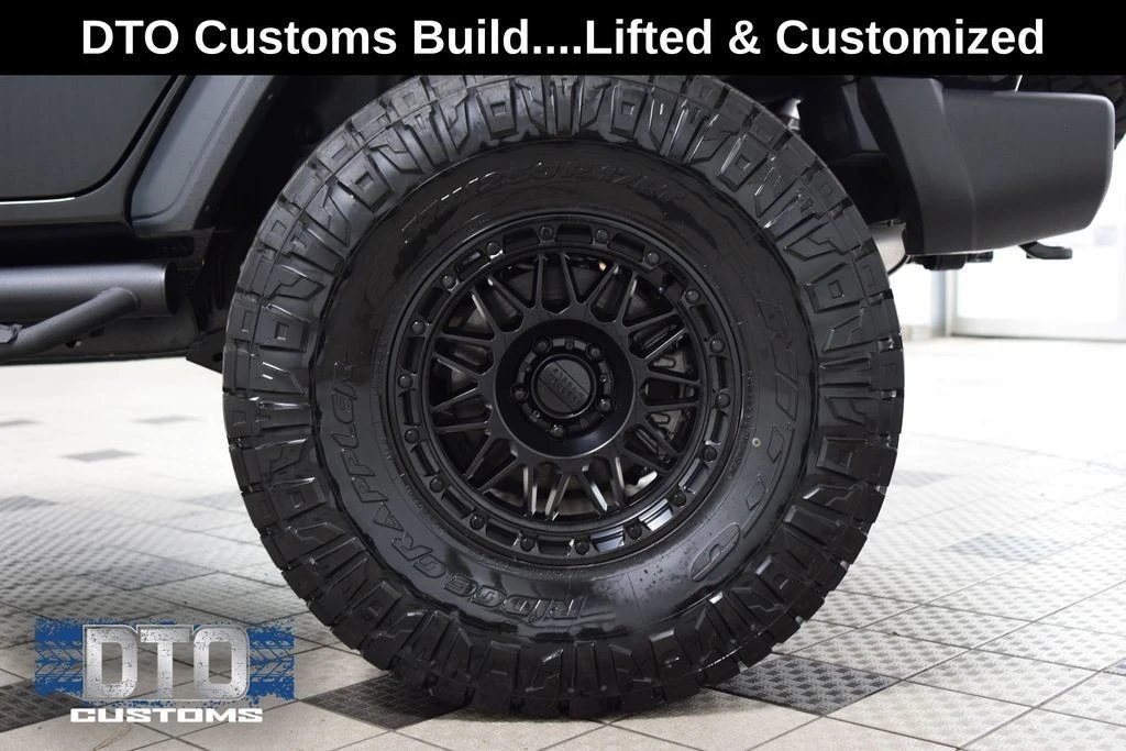 2026 Jeep JL Wrangler - Image 24 of 31