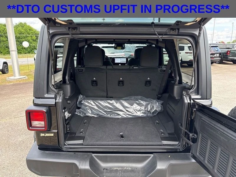 2026 Jeep - Image 12 of 25
