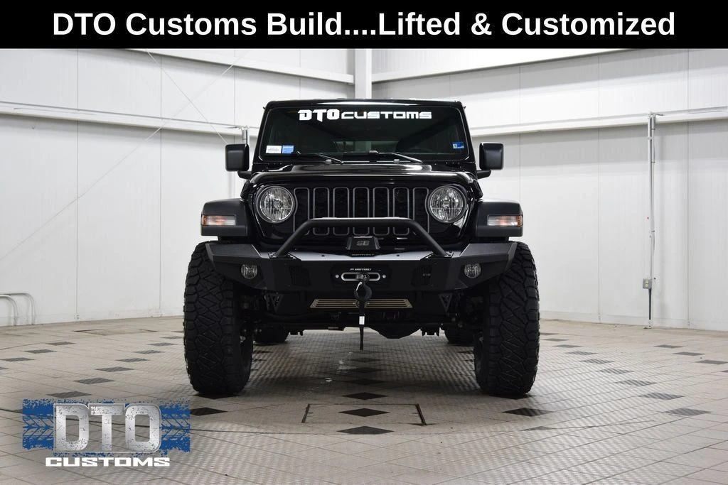2026 Jeep JL Wrangler - Image 2 of 31